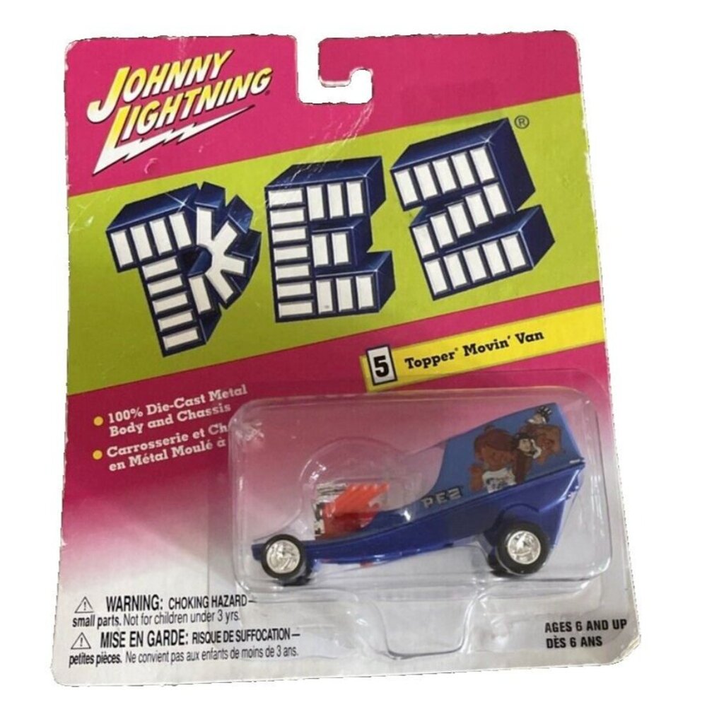 JOHNNY LIGHTNING PEZ Topper Movin' Van Die-Cast Car 2004 Candy SEALED